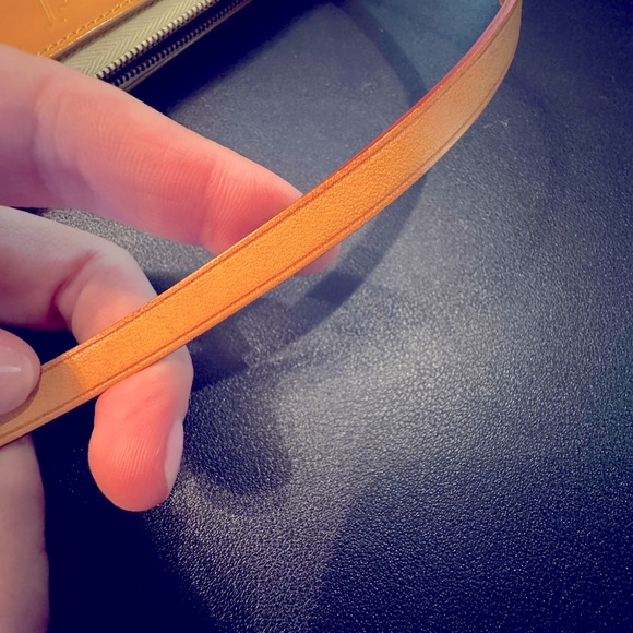 AUTHENTIC Vintage LV Vernis Lexington Monogrammed Pouchette - Picture 8 of 13